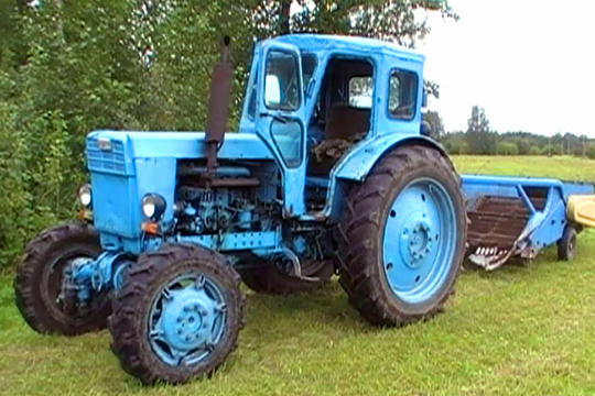 На тракторе Т-40 установлена несущая механическая КПП