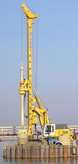 Буровые станки для свай Bauer BG 18 H BT 50