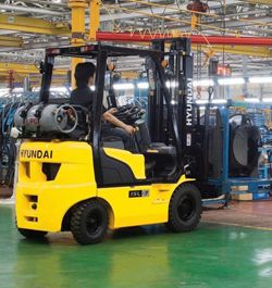 Автопогрузчики вилочные Hyundai 15G-7A