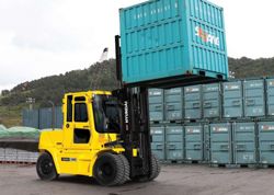 Автопогрузчики вилочные Hyundai 80D-7E