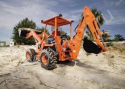 Экскаваторы-погрузчики Allmand TLB6235 Экскаваторы-погрузчики Allmand TLB6235