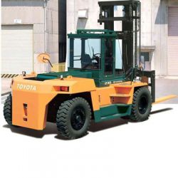Автопогрузчики вилочные Toyota 4FD230 Автопогрузчики вилочные Toyota 4FD230