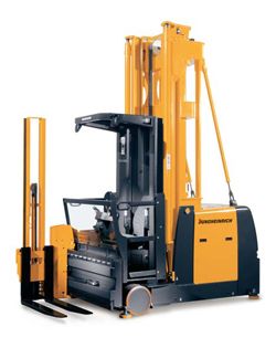 Узкопроходные штабелеры Jungheinrich EKX 515 Узкопроходные штабелеры Jungheinrich EKX 515