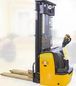 Самоходные штабелеры Stocklift CDDR 15-II DS 3300