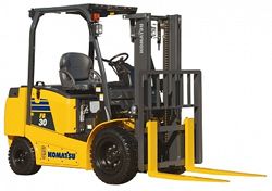 Электропогрузчики Komatsu FB30-12