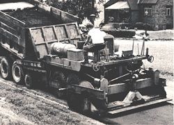 Асфальтоукладчики Blaw-Knox PF-90 Асфальтоукладчики Blaw-Knox PF-90