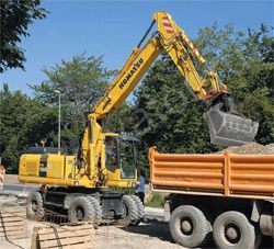 Колесные экскаваторы Komatsu PW180-7