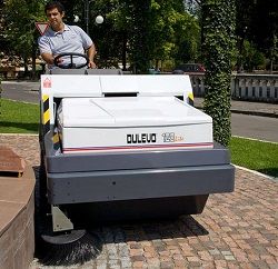 Подметально-уборочные машины Dulevo 120 EH Подметально-уборочные машины Dulevo 120 EH
