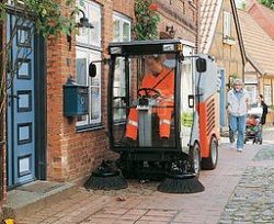 Подметально-уборочные машины Hako Citymaster 300 Подметально-уборочные машины Hako Citymaster 300