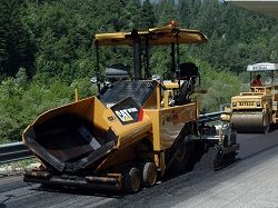 Асфальтоукладчики Caterpillar AP600
