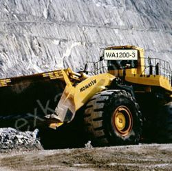 Фронтальные погрузчики колесные Komatsu WA1200-3 Фронтальные погрузчики колесные Komatsu WA1200-3