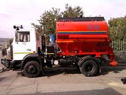 Комбинированные дорожные машины МАЗ 490843-390