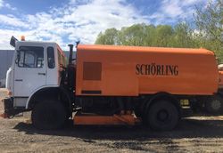 Подметально-уборочные машины Bucher-Schorling Stran B2