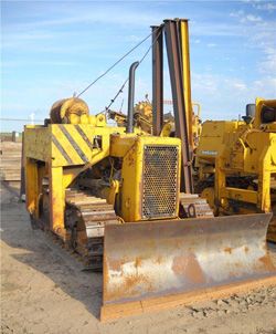 Трубоукладчики гусеничные International TD8E