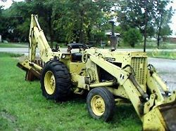 Экскаваторы-погрузчики International 3514 Экскаваторы-погрузчики International 3514