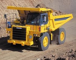 Карьерные самосвалы внедорожные Komatsu HD325-7 Карьерные самосвалы внедорожные Komatsu HD325-7