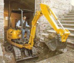 Мини-экскаваторы гусеничные Komatsu PC12R-8 Мини-экскаваторы гусеничные Komatsu PC12R-8