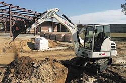 Мини-экскаваторы гусеничные Terex TC48 (HR 18) Мини-экскаваторы гусеничные Terex TC48 (HR 18)
