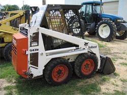 Мини-погрузчики с бортовым поворотом Bobcat 543B