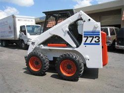 Мини-погрузчики с бортовым поворотом Bobcat 773F