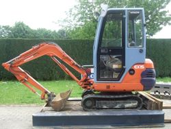 Мини-экскаваторы гусеничные Hitachi EX15 Мини-экскаваторы гусеничные Hitachi EX15