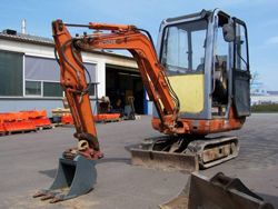 Мини-экскаваторы гусеничные Hitachi EX15-2 Мини-экскаваторы гусеничные Hitachi EX15-2