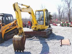 Мини-экскаваторы гусеничные Komatsu PC40-8