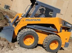 Мини-погрузчики с бортовым поворотом Mustang 3300V