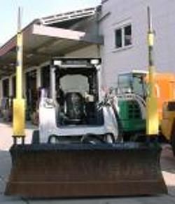Мини-погрузчики гусеничные Takeuchi TL 250 Мини-погрузчики гусеничные Takeuchi TL 250