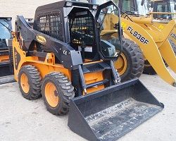 Мини-погрузчики с бортовым поворотом Dongin LP950J