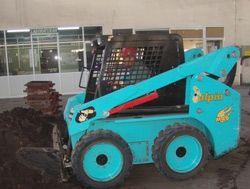 Мини-погрузчики с бортовым поворотом Alpin M49