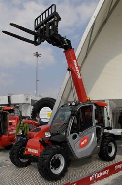 Телескопические погрузчики Manitou MT 625