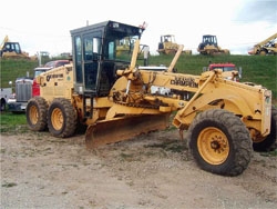 Грейдеры, автогрейдеры Champion 710A VHP