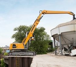Перегружатели металлолома Liebherr LH 40 C Industry Litronic