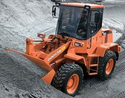 Фронтальные погрузчики колесные Doosan DL160