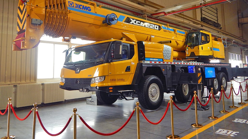 220-тонный автокран из новой линейки XCA