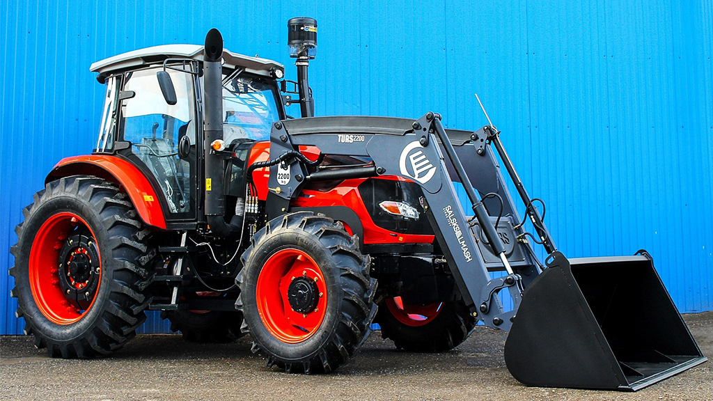 Новый фронтальный погрузчик TURS-2200 от «Сальсксельмаш»