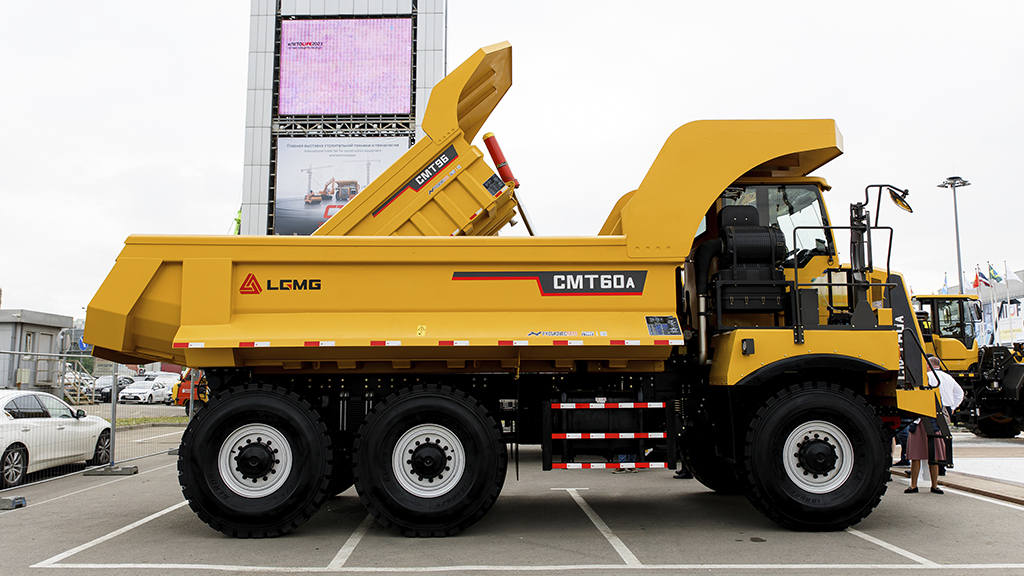 Карьерный самосвал LGMG CMT60A грузоподъёмностью 35 тонн