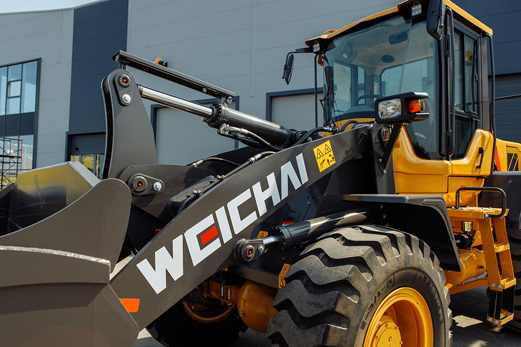 Сегодня под маркой WEHEAVY представлены несколько видов дорожно-строительной техники