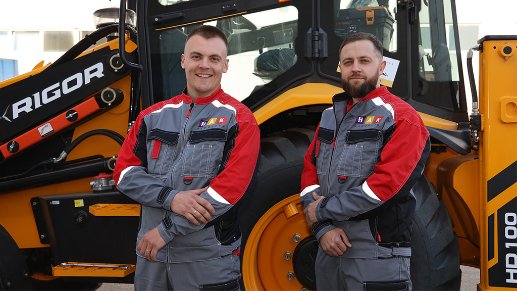 Сервисная служба «НАК Машинери» располагает большим опытом в обслуживании и ремонте спецтехники