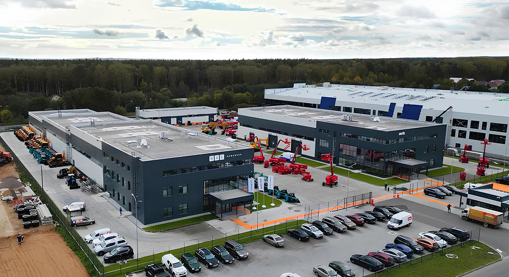 Центр «НАК Машинери» в Санкт-Петербурге предоставляет комплекс услуг по сервисному обслуживанию спецтехники
