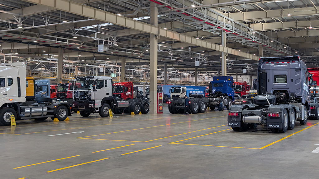 Готовая продукция SINOTRUK на заводе в Китае