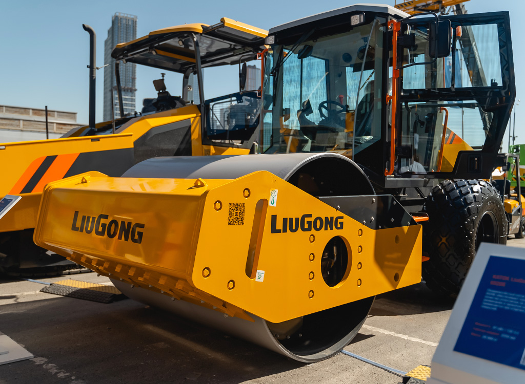 LiuGong 6616F — представитель нового поколения грунтовых одновальцовых катков F-серии