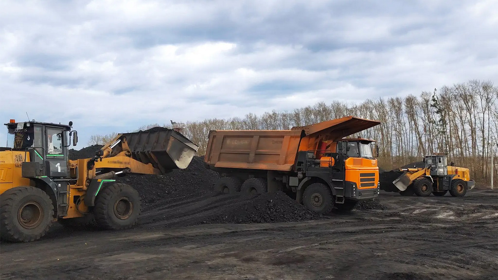 Внедорожный самосвал Тонар-7504 