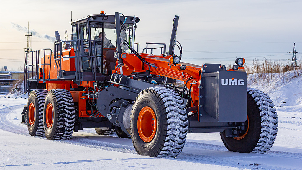 ДЗ-350 станет первым российским автогрейдером эксплуатационной массой 35 тонн