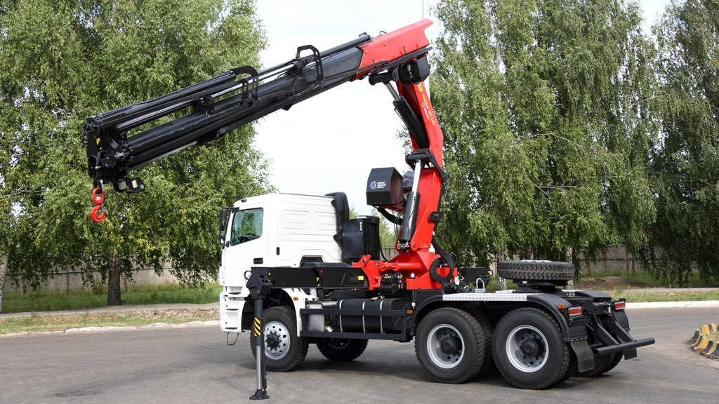 В Челябинске смонтирована новая КМУ ИНМАН на шасси КАМАЗ