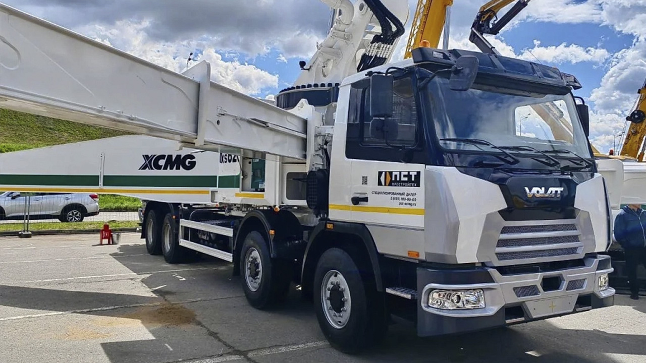 Автобетононасос XS62 на шасси МЗКТ-750003-040