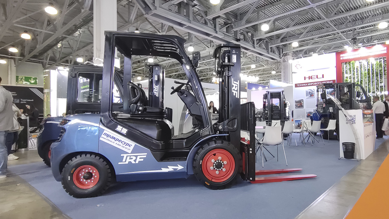 Электропогрузчики TRF 5 грузоподъемностью 3500 кг 