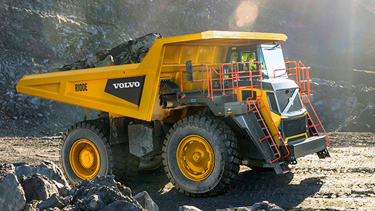 Производство новых моделей самосвалов Volvo будет налажено на заводе в Шотландии