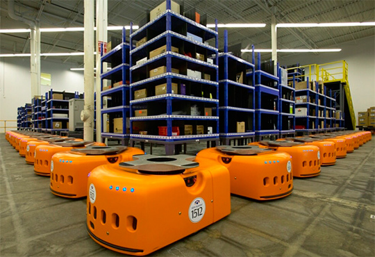 Интернет-магазин Amazon на своем складе использует киберов Kiva Systems